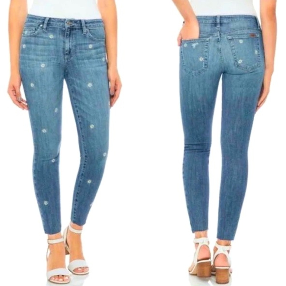 Embroidered Flower Jeans